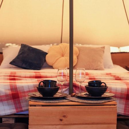 Glamping Slapy Hotell Exteriör bild