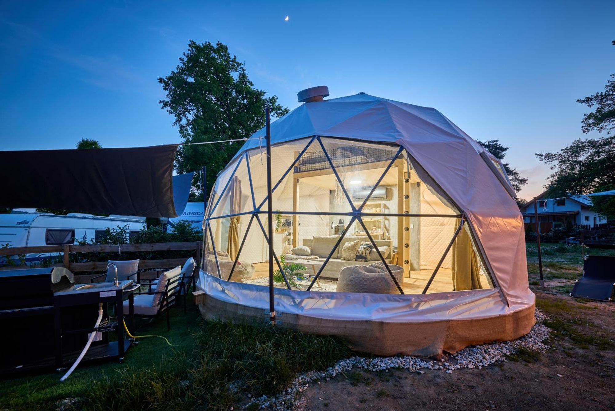 Glamping Slapy Hotell Exteriör bild