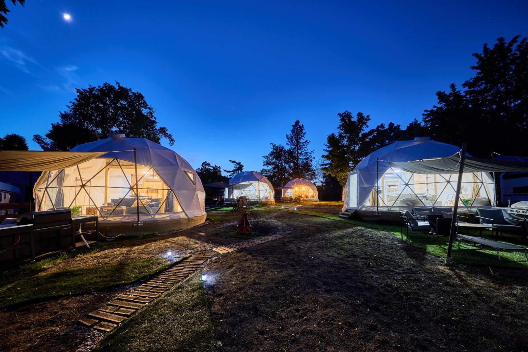 Glamping Slapy Hotell Exteriör bild