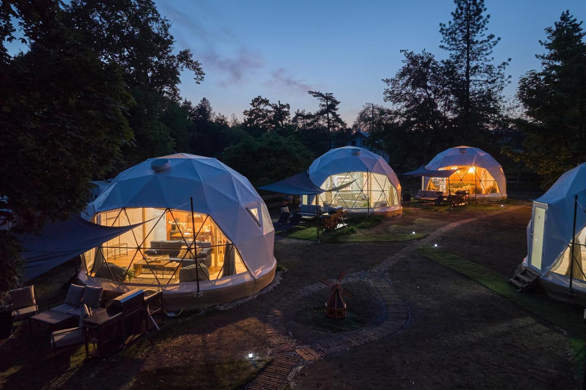 Glamping Slapy Hotell Exteriör bild