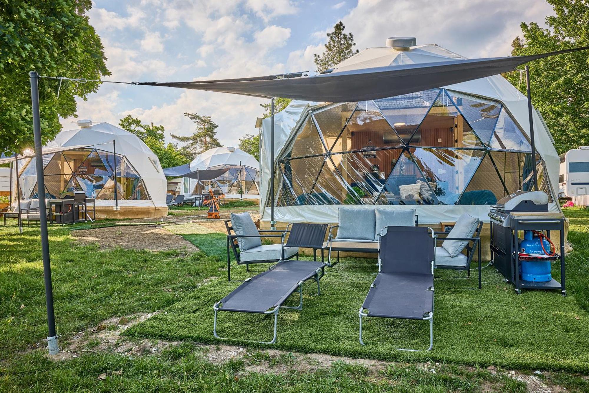 Glamping Slapy Hotell Exteriör bild
