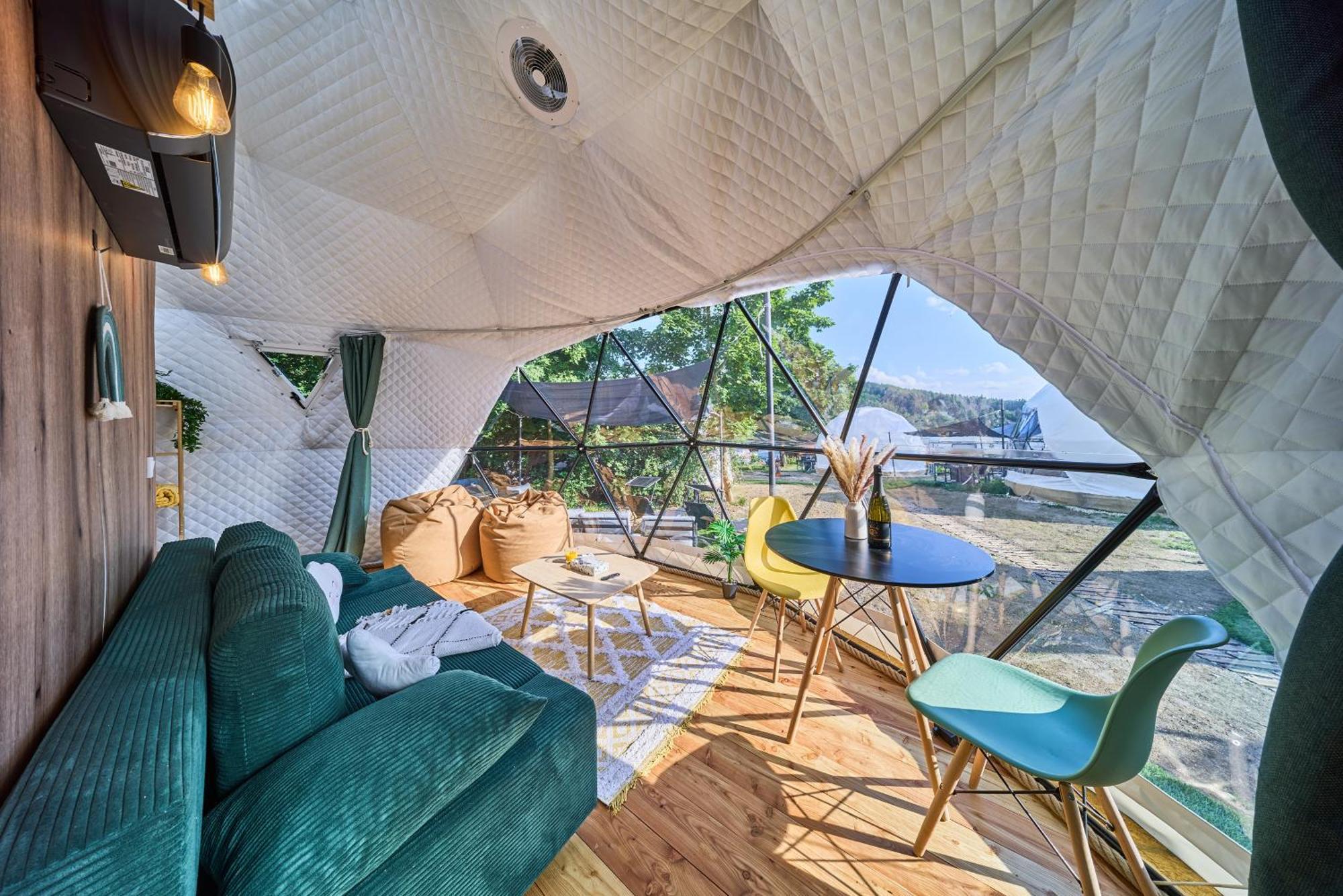 Glamping Slapy Hotell Exteriör bild